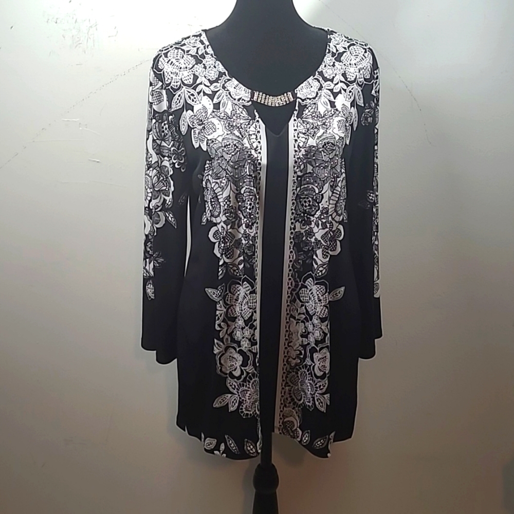 JM Collection Women's Top
